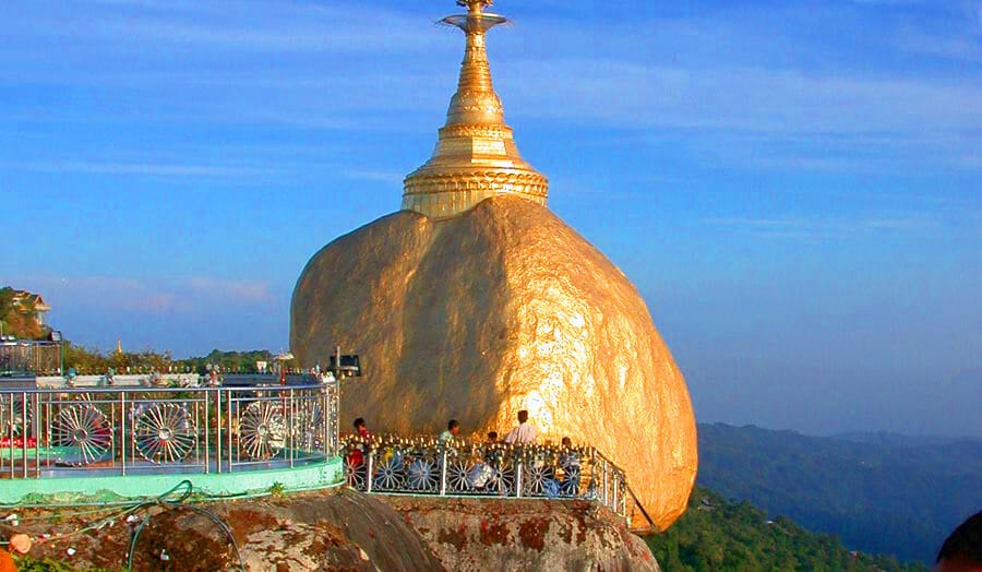 Myanmar - Goldener Felsen
